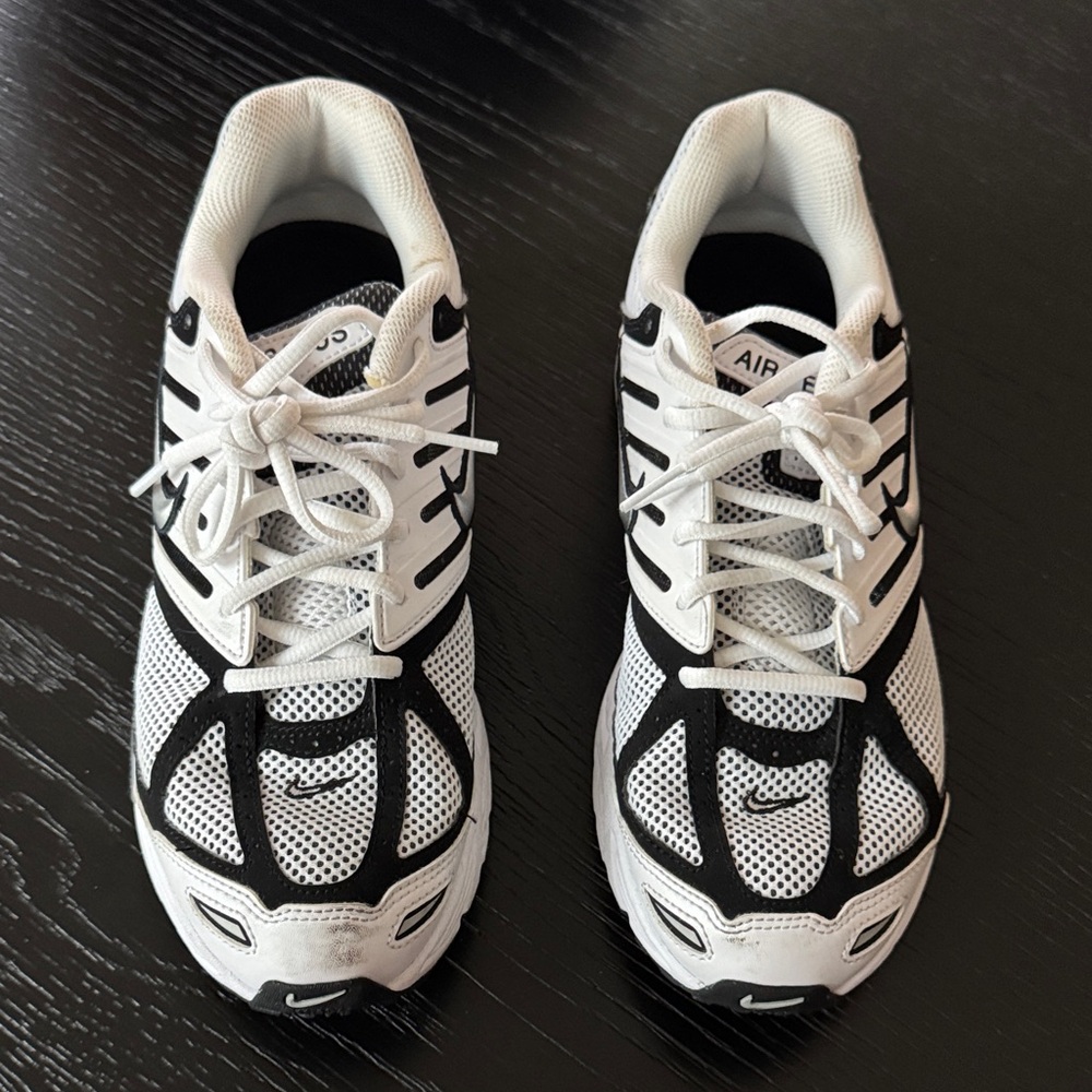 Nike air pegasus 2005 black and white